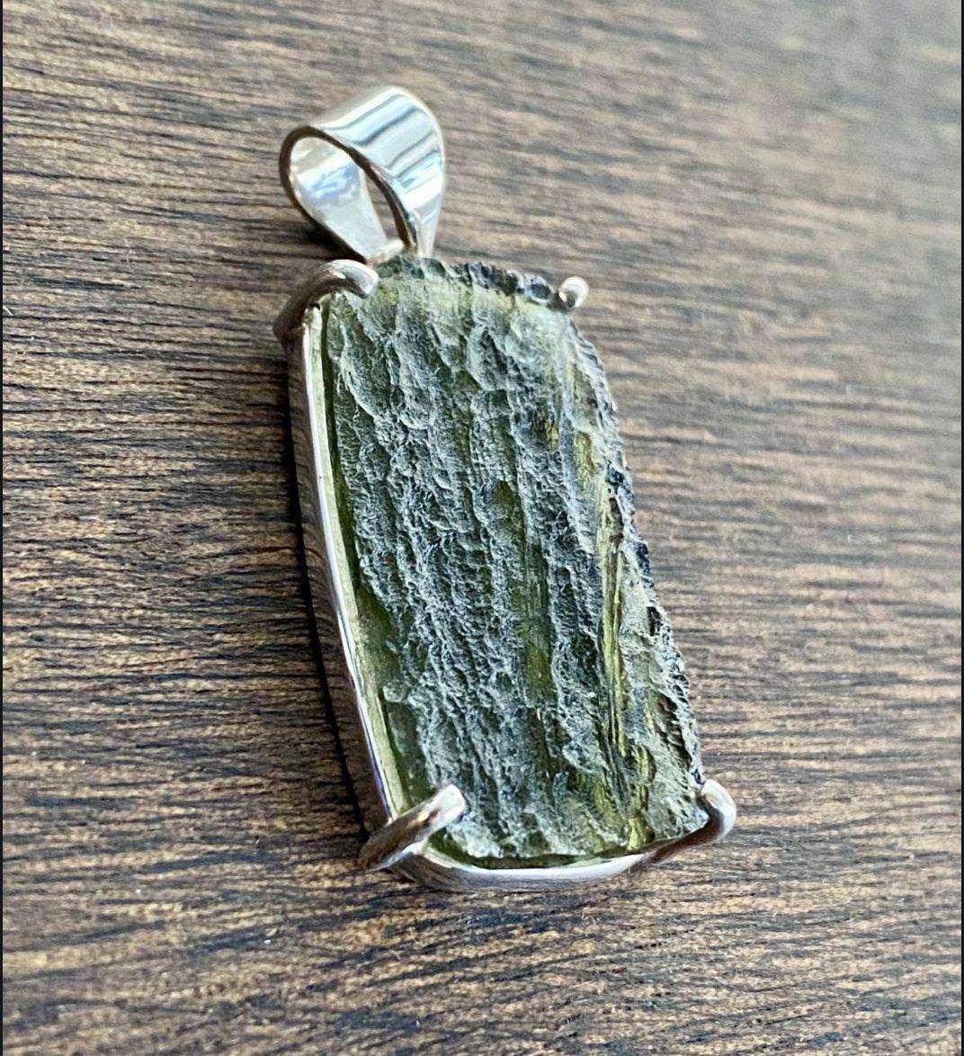 Pendentif Moldavite