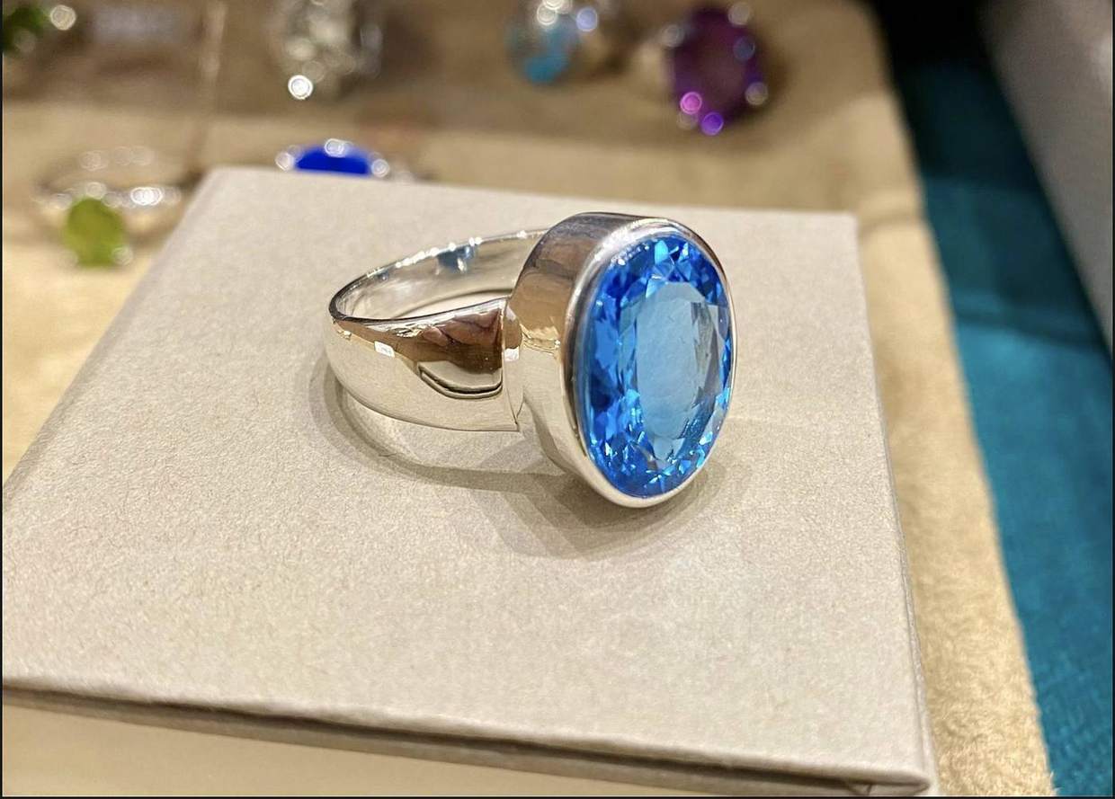 Bague topaze bleue